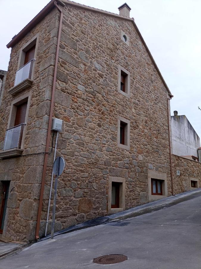 Apartamentos Turisticos Haz Amigo Muxia Bagian luar foto