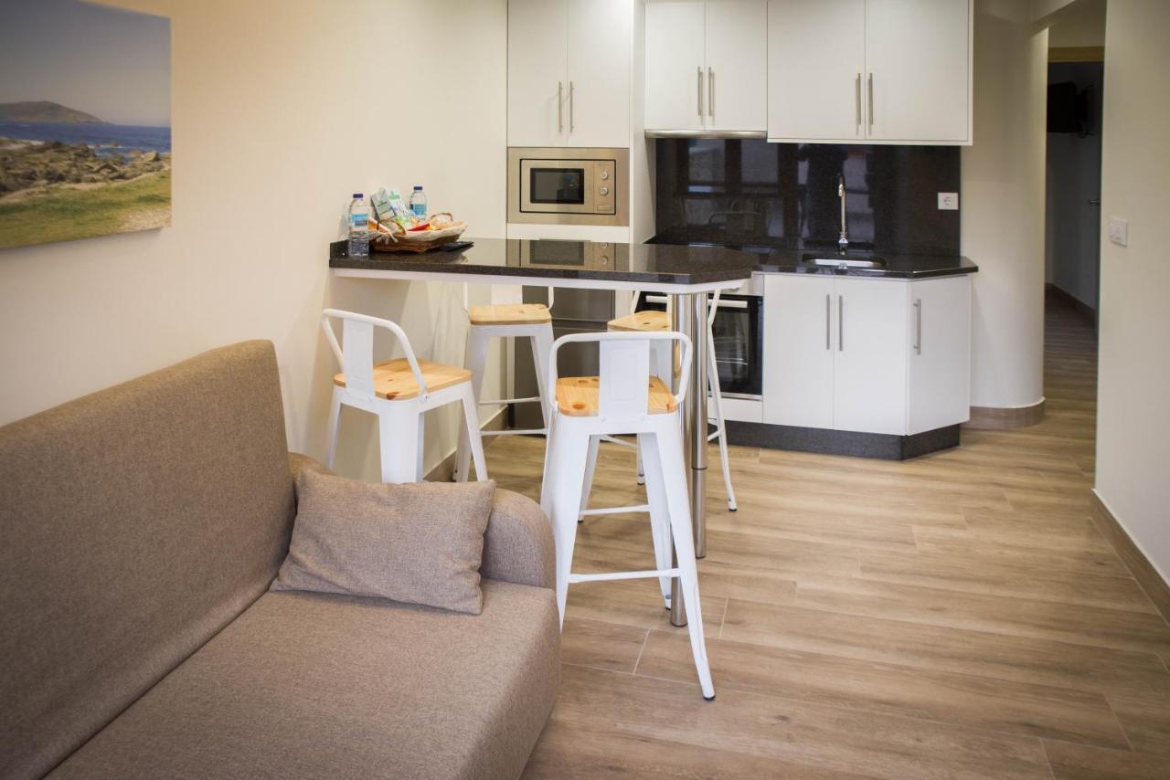 Apartamentos Turisticos Haz Amigo Muxia Bagian luar foto