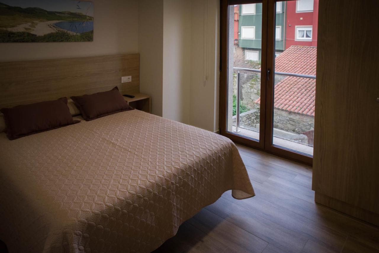 Apartamentos Turisticos Haz Amigo Muxia Bagian luar foto