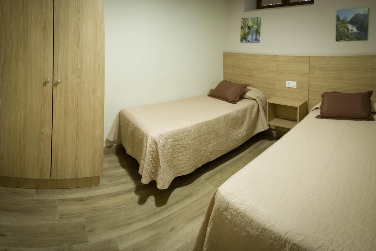 Apartamentos Turisticos Haz Amigo Muxia Bagian luar foto