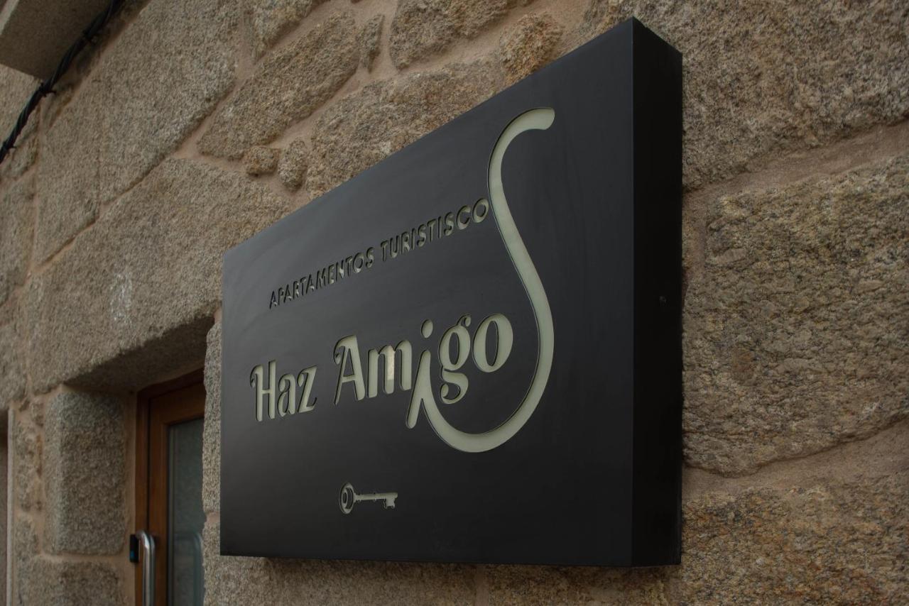 Apartamentos Turisticos Haz Amigo Muxia Bagian luar foto