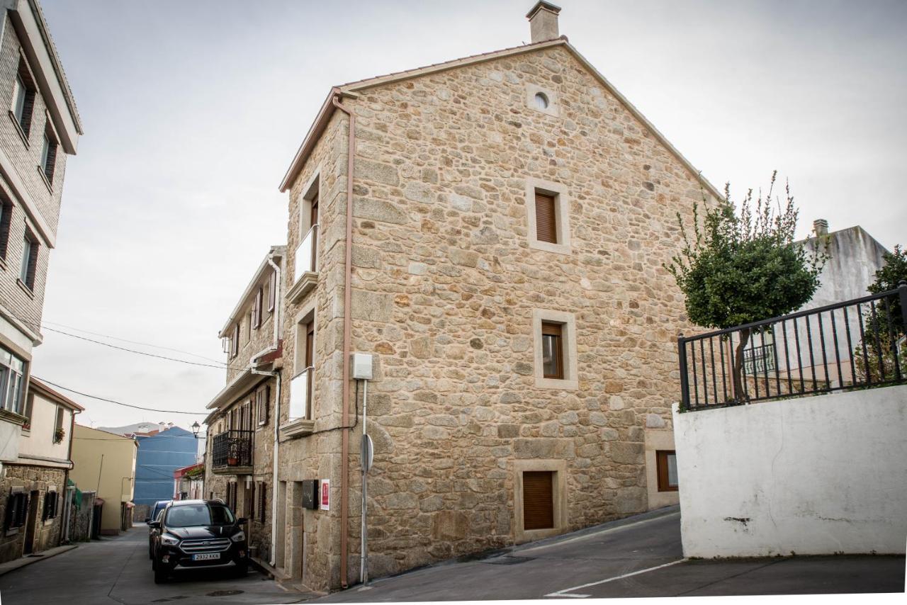 Apartamentos Turisticos Haz Amigo Muxia Bagian luar foto