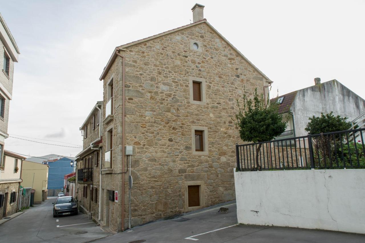 Apartamentos Turisticos Haz Amigo Muxia Bagian luar foto