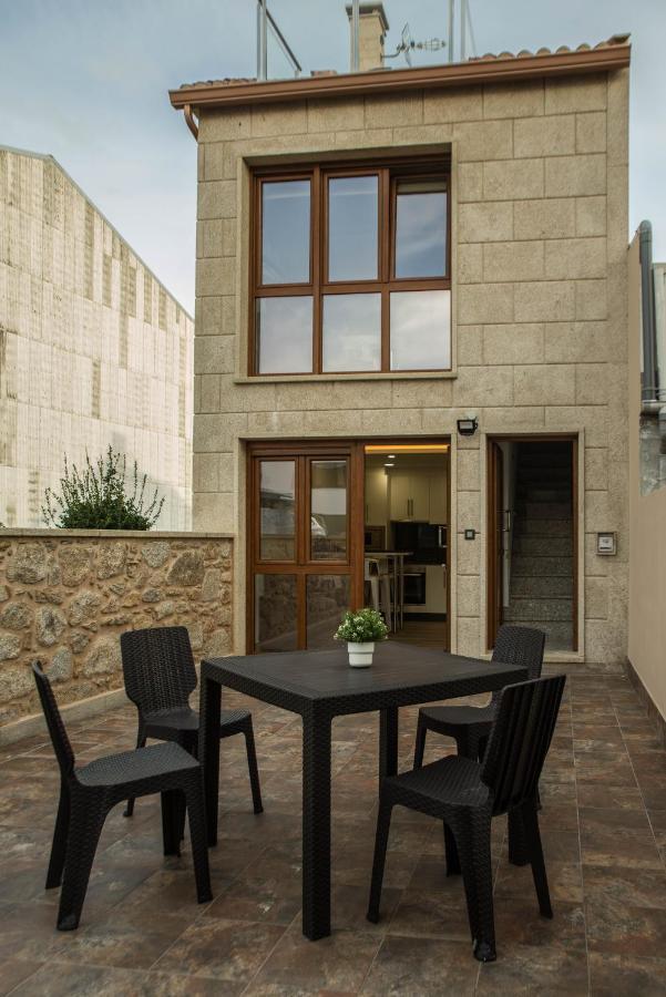 Apartamentos Turisticos Haz Amigo Muxia Bagian luar foto