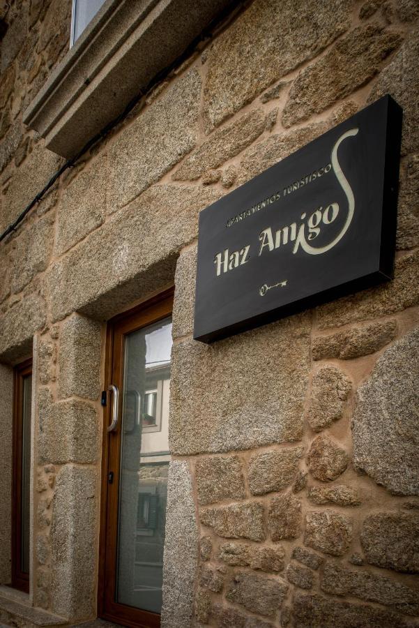 Apartamentos Turisticos Haz Amigo Muxia Bagian luar foto